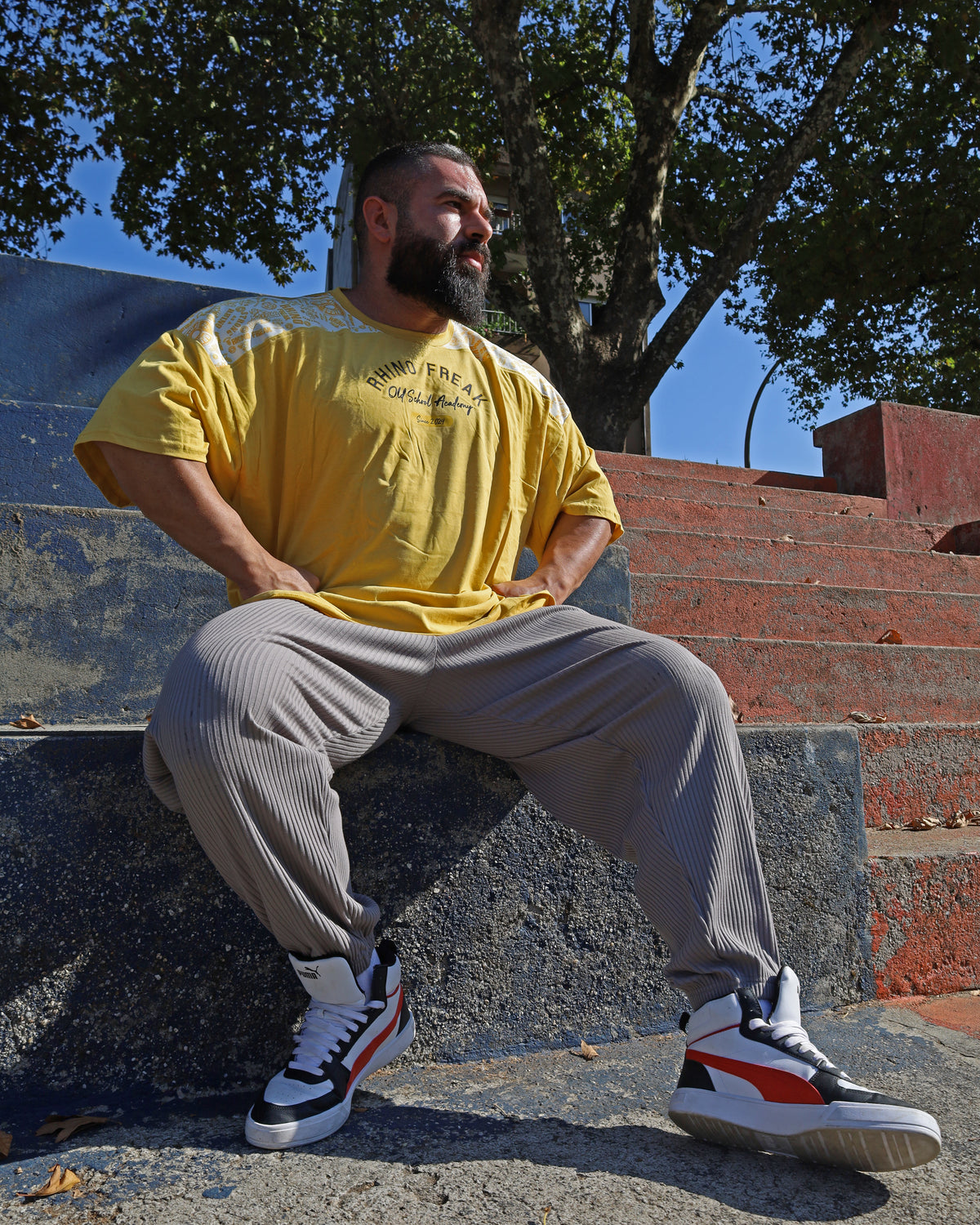 Oversized T-Shirt "Old School Academy" – Attitude and Retro Style
