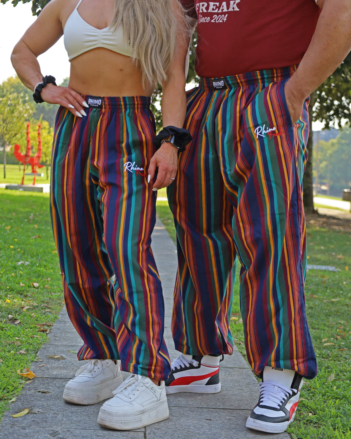 "Vintage" Oversized Pants – The Return of Old-School Style
