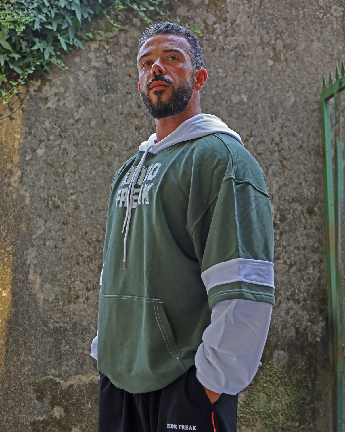 "Iced" Oversized Hoodie – Hardcore Attitude and Old-School Style