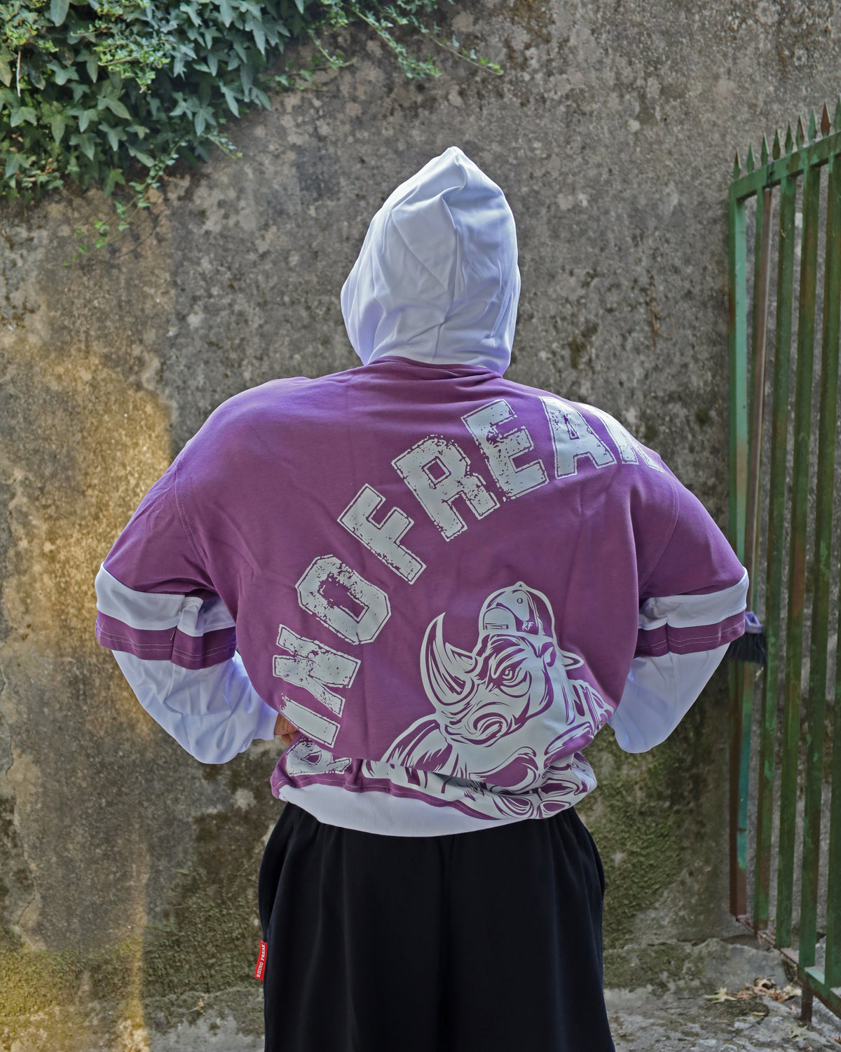 "Iced" Oversized Hoodie – Hardcore Attitude and Old-School Style