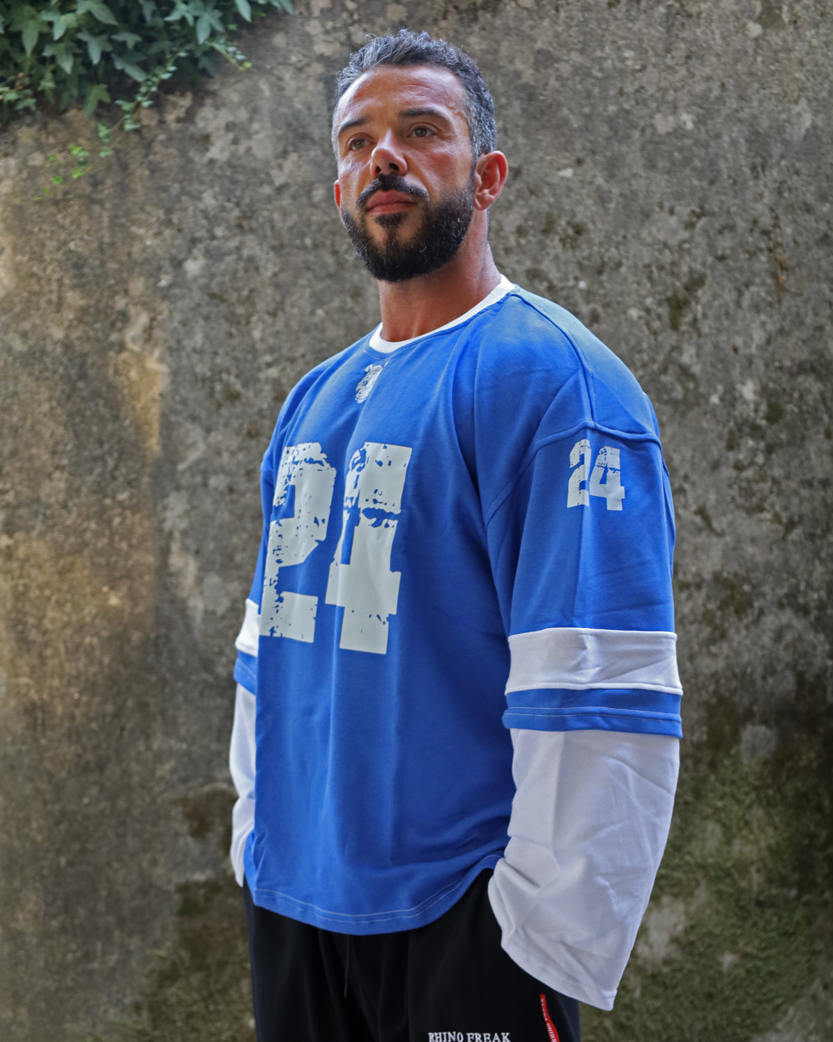 "Iced 24" Oversized Sweater – Hardcore Attitude and Retro Style