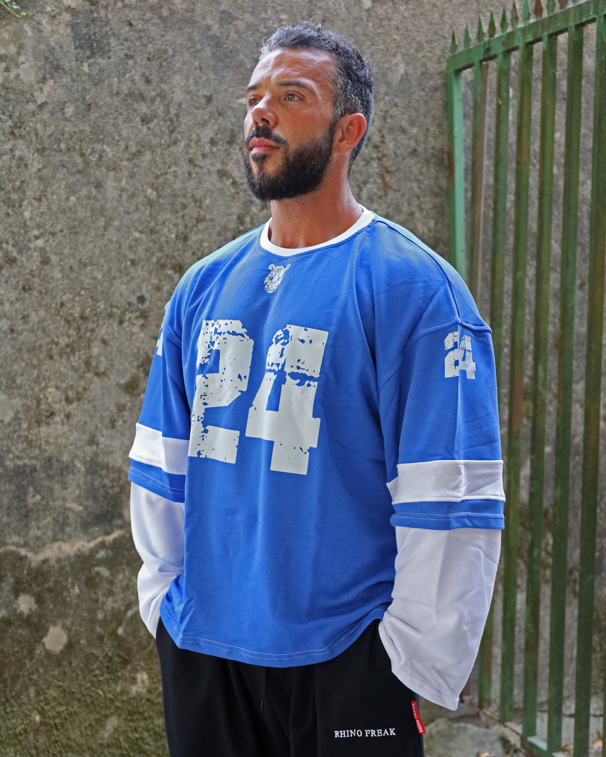 "Iced 24" Oversized Sweater – Hardcore Attitude and Retro Style