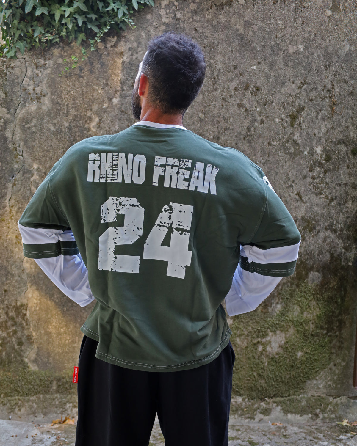 "Iced 24" Oversized Sweater – Hardcore Attitude and Retro Style
