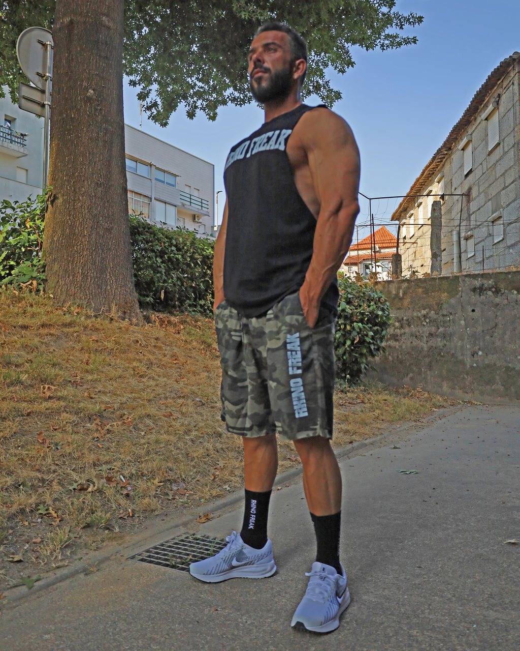 "Camo Duty" Oversized Shorts – Tactical Attitude and Absolute Comfort