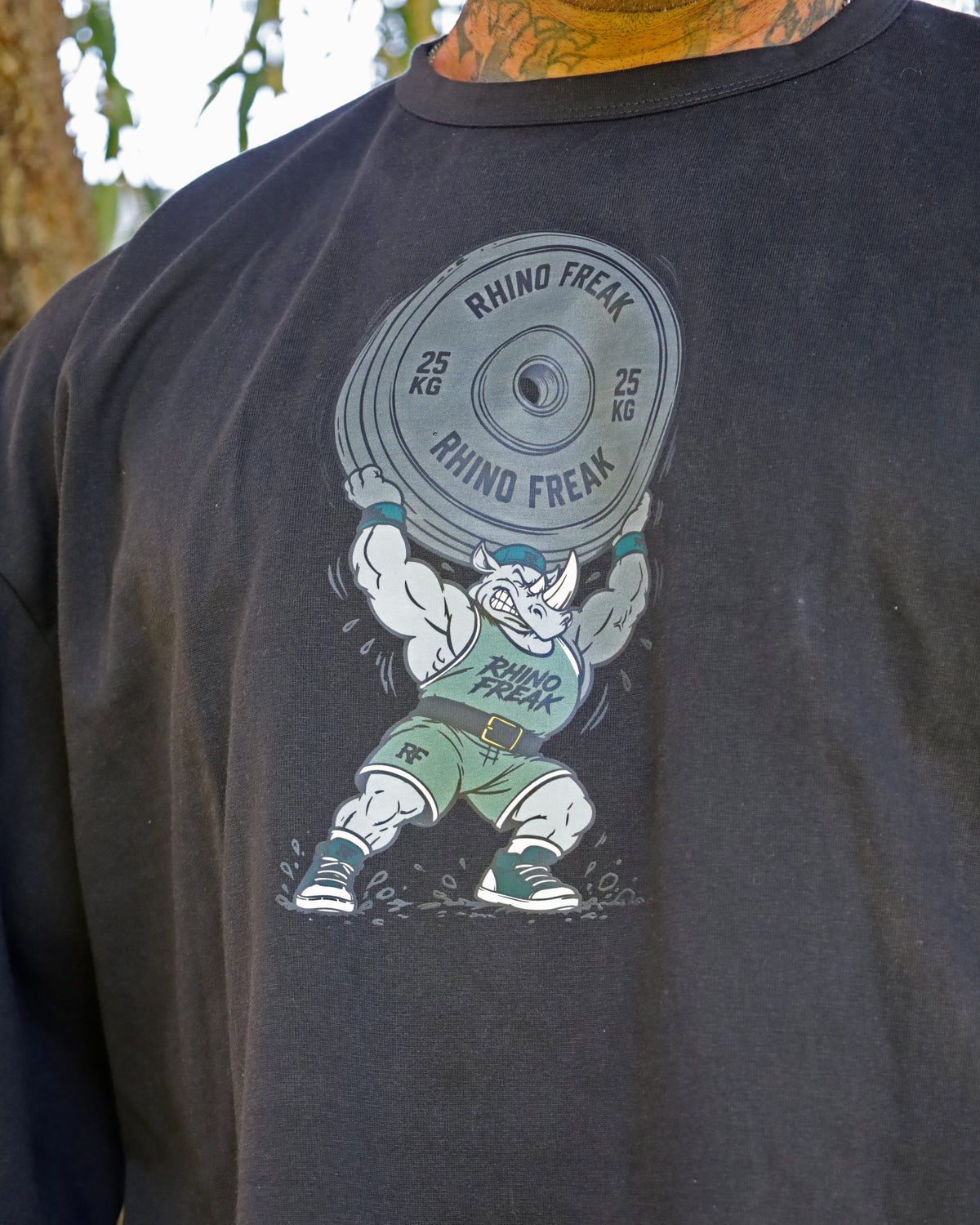 "Heavy Lift" Oversized T-Shirt – Hardcore Attitude and Urban Style