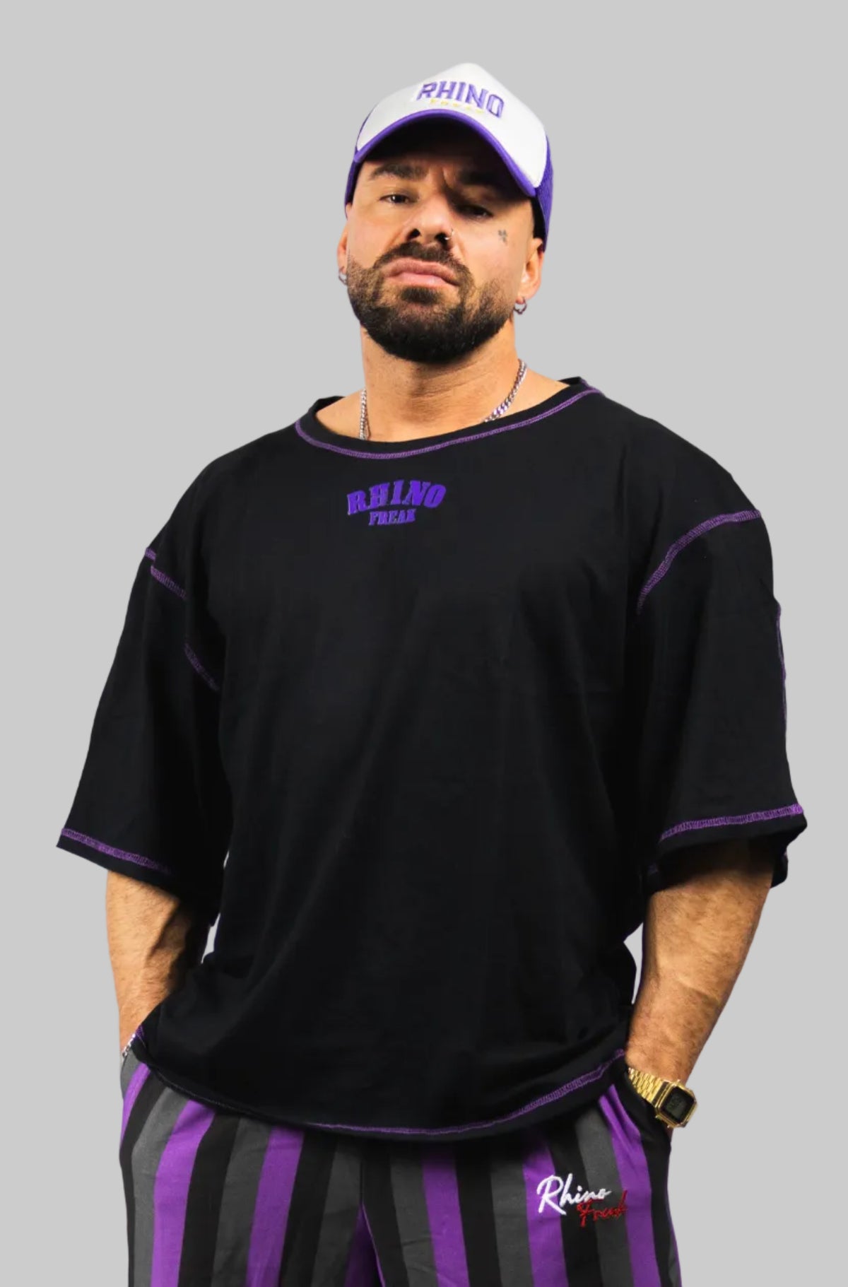 "Strong as a Rhino" Oversized T-Shirt – Hardcore Attitude and Impetuosity