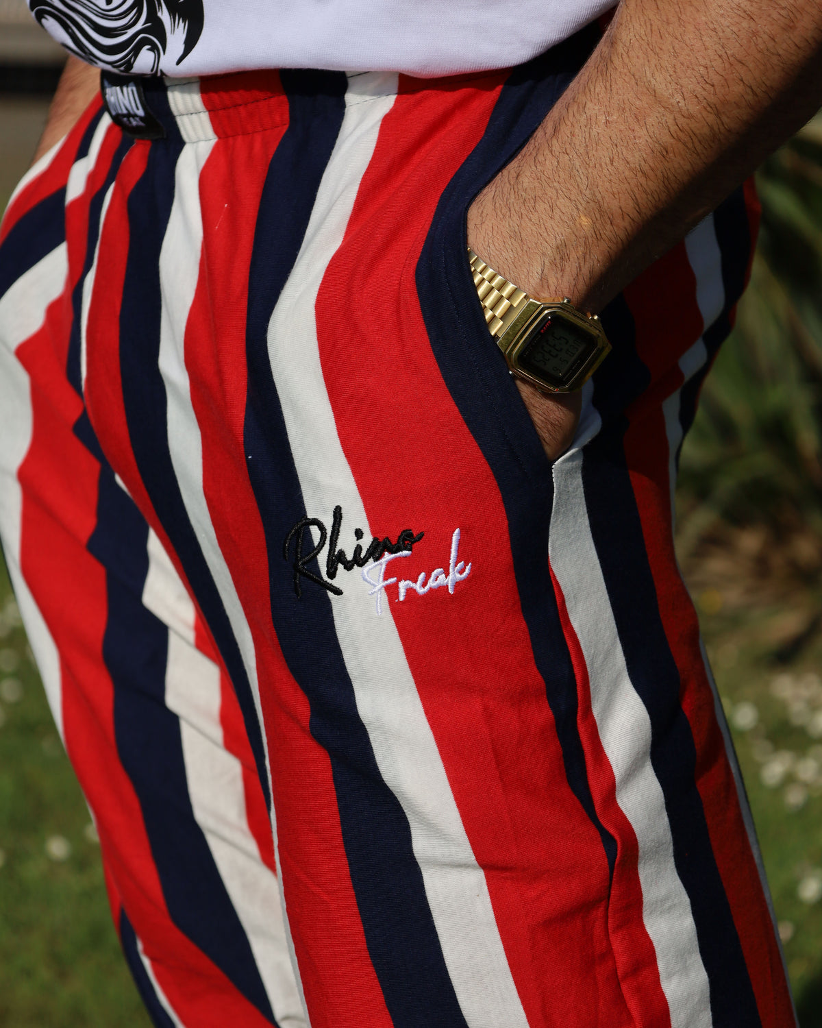 "Retro Stripe" Oversized Pants – The True Old-School Spirit