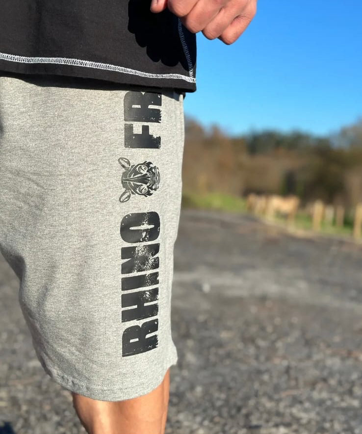 "Street Heavy" Oversized Shorts – Loose Attitude and Old-School Style