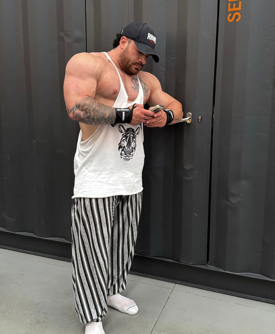 "Shadow Gradient" Oversized Pants – Hardcore Attitude and Old-School Style
