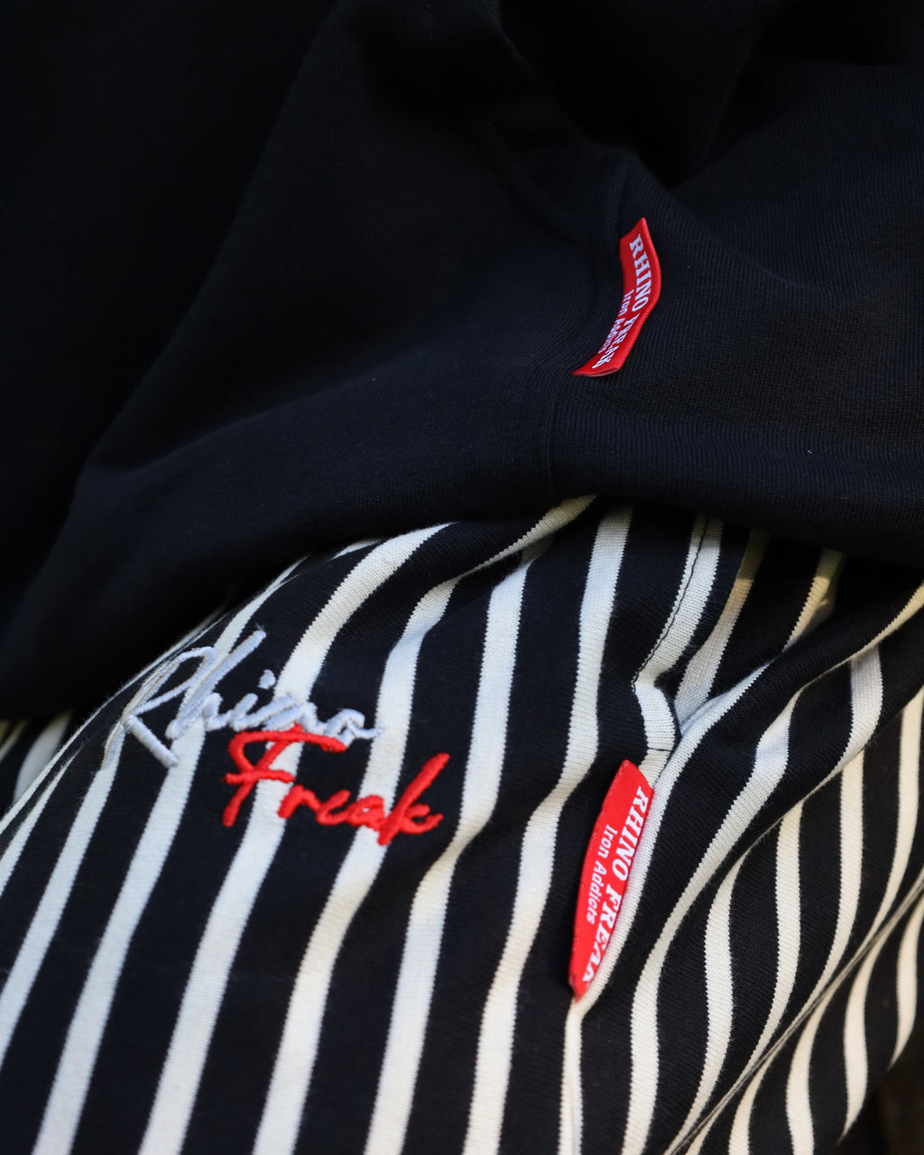"Stripe Heritage" Oversized Pants – Retro Attitude and Total Comfort
