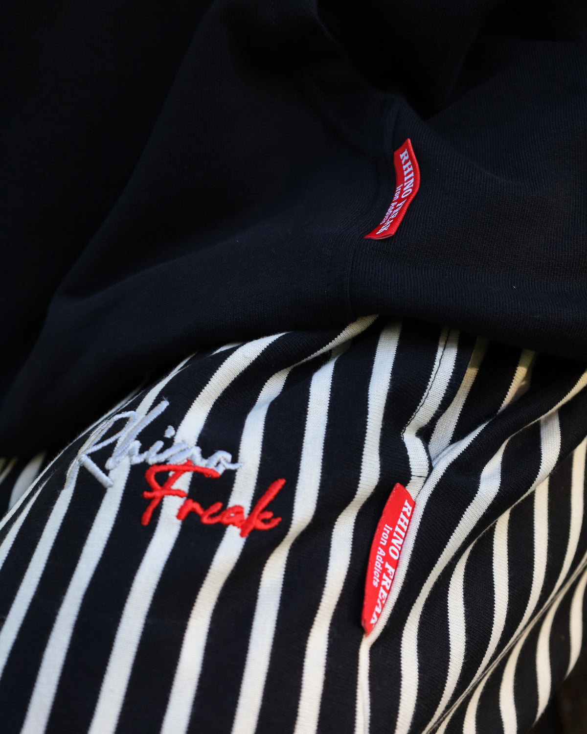 "Stripe Heritage" Oversized Pants – Retro Attitude and Total Comfort