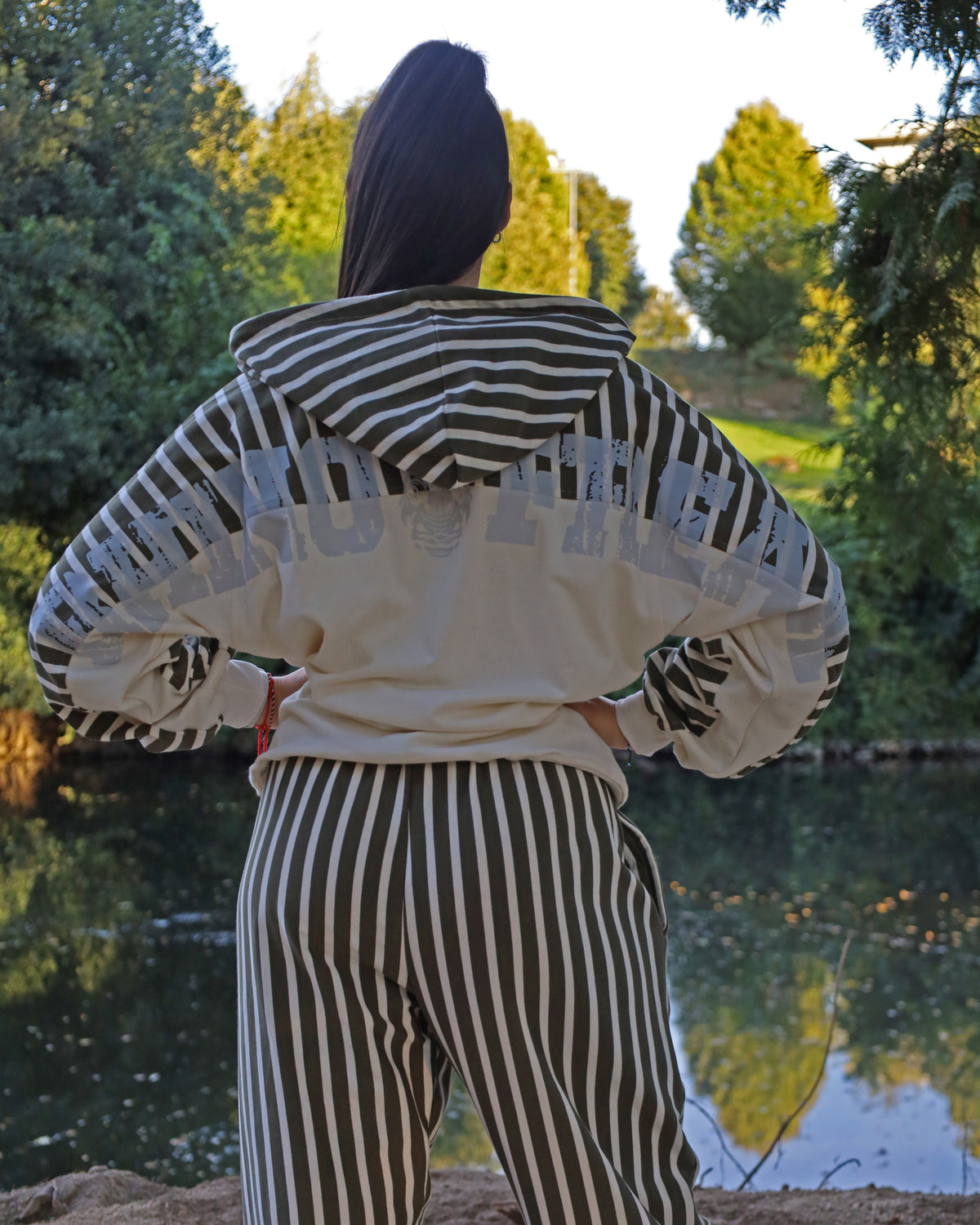"Stripe Block" Hoodie – Hardcore Attitude and Retro Style