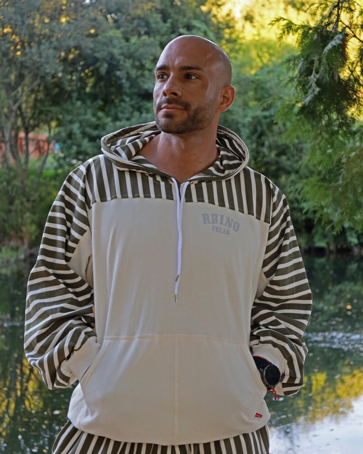 "Stripe Block" Hoodie – Hardcore Attitude and Retro Style