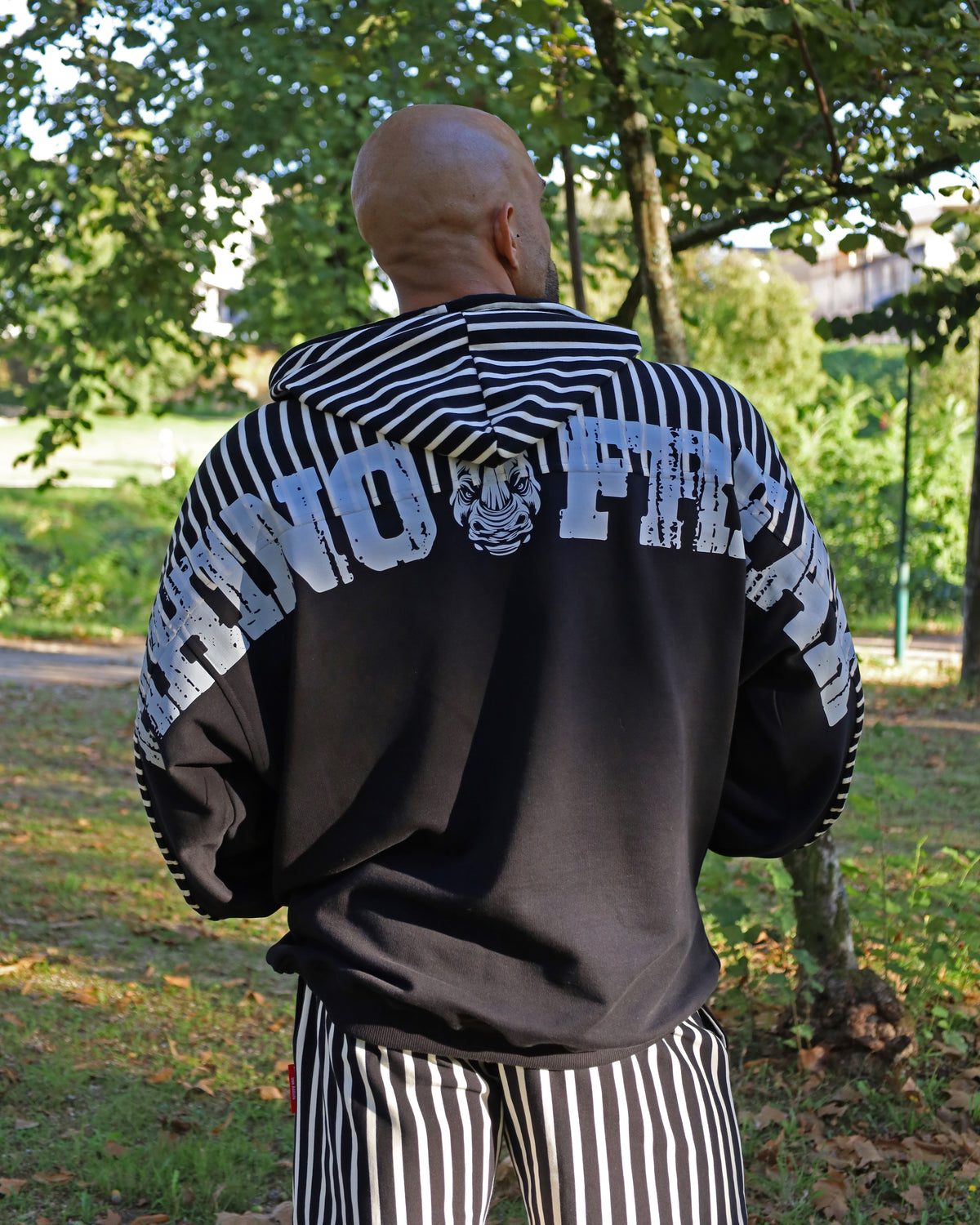 "Stripe Block" Hoodie – Hardcore Attitude and Retro Style