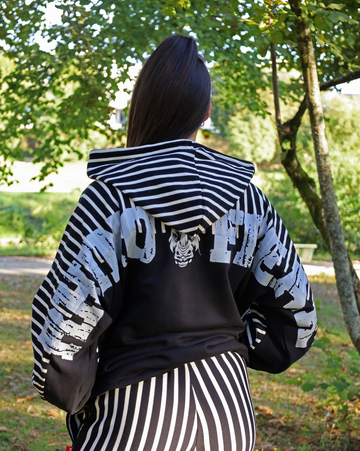 "Stripe Block" Hoodie – Hardcore Attitude and Retro Style